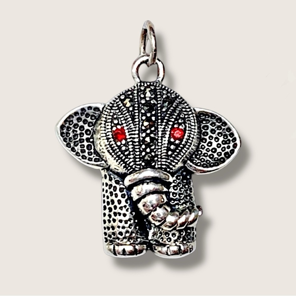 925 Sterling Silver Pendant